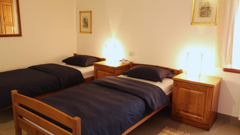 Photos for house 644062