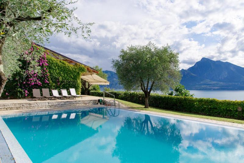 Photos for house 644074