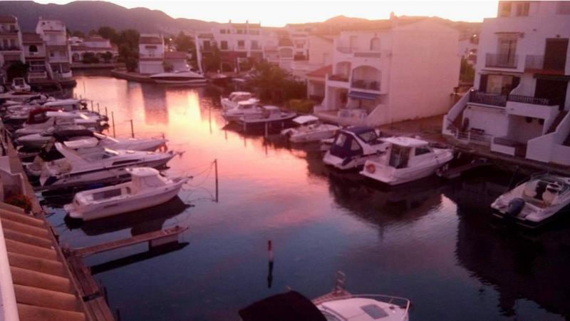 Photos for house 644084