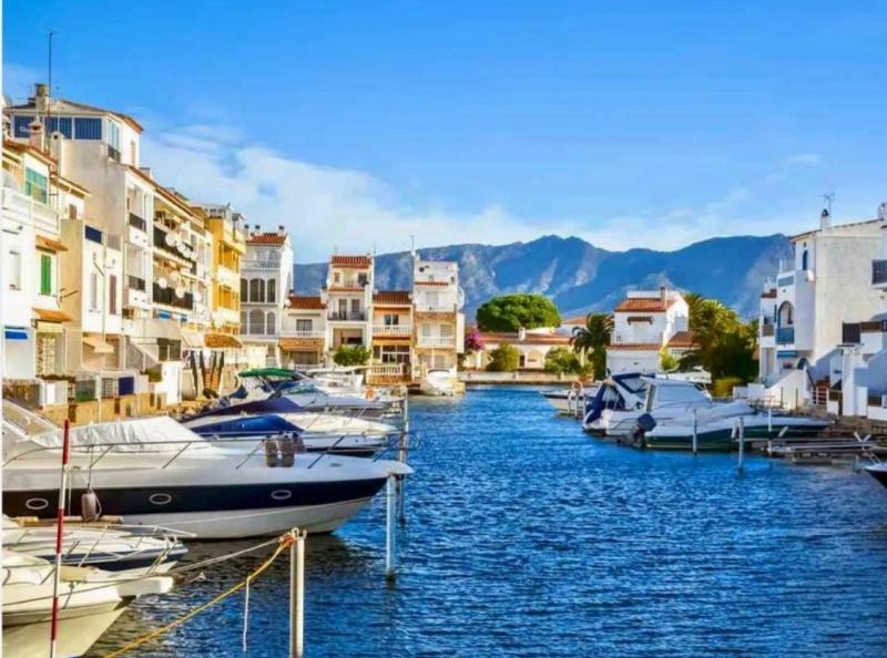 Photos for house 644084