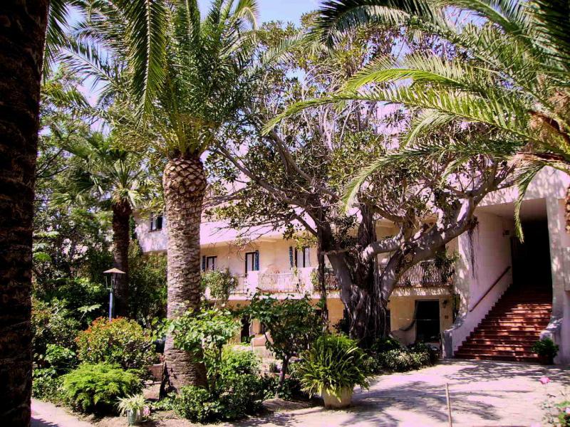 Photos for house 644087