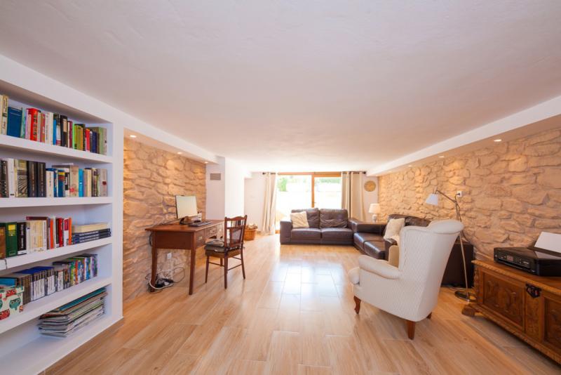 Photos for house 644090