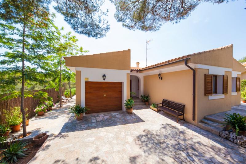 Photos for house 644090