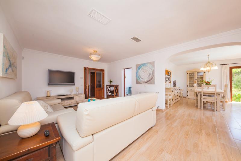 Photos for house 644090