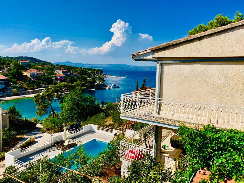 Photos for house 644100