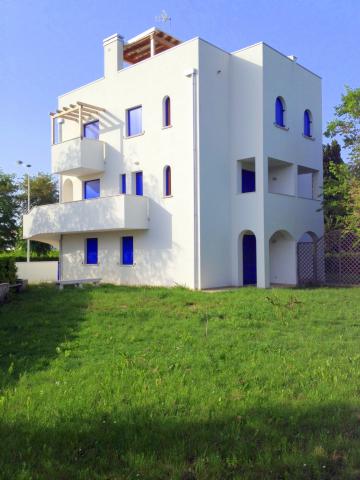 Photos for house 640689