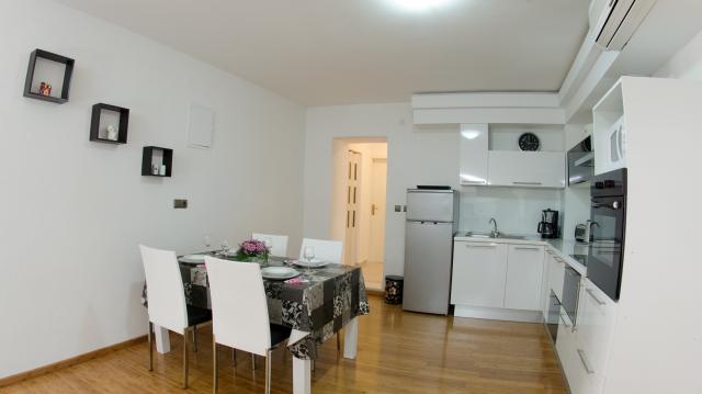 Photos for house 640819