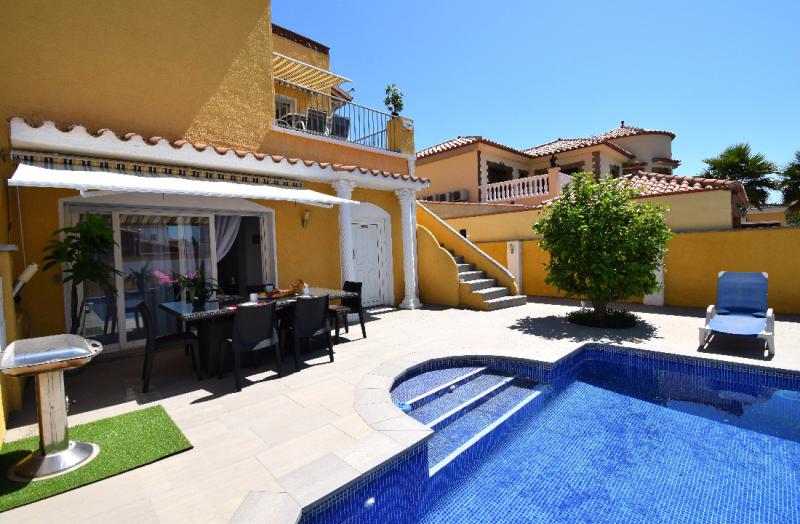 Photos for house 640824