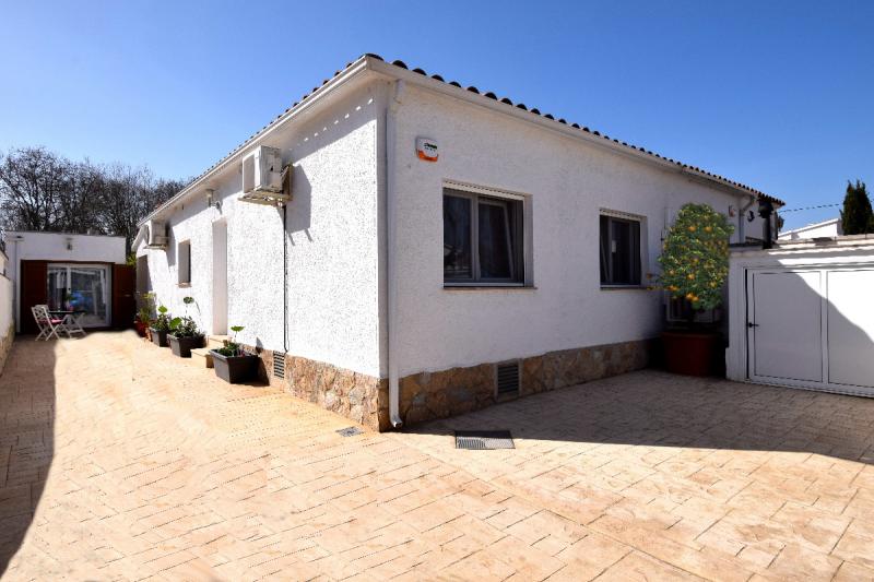 Photos for house 640868