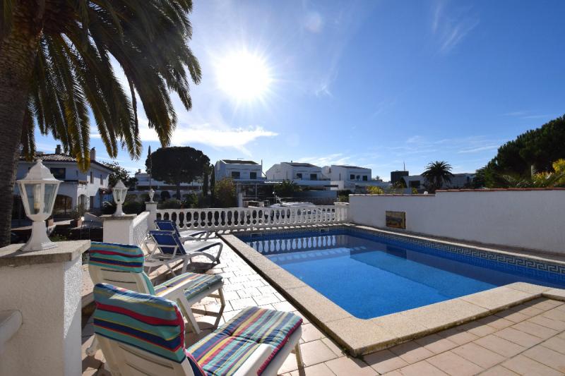 Photos for house 640871