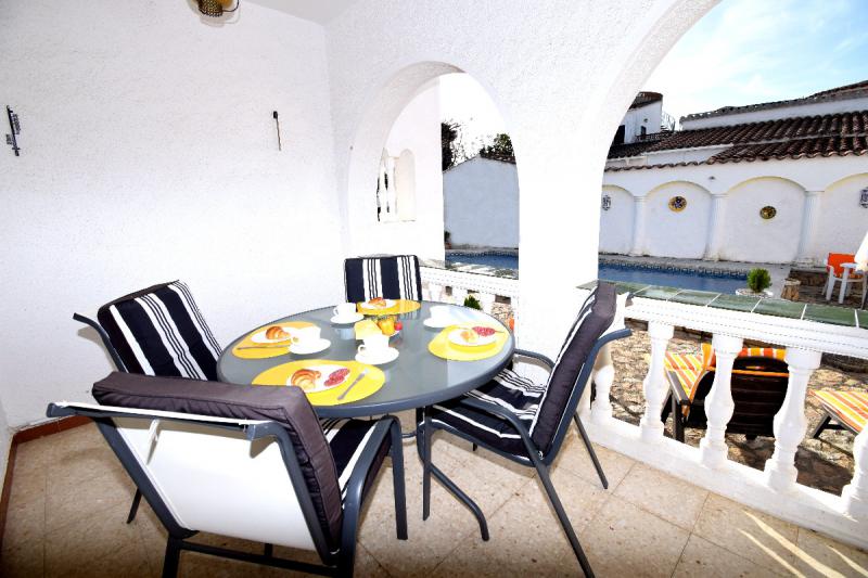 Photos for house 640872