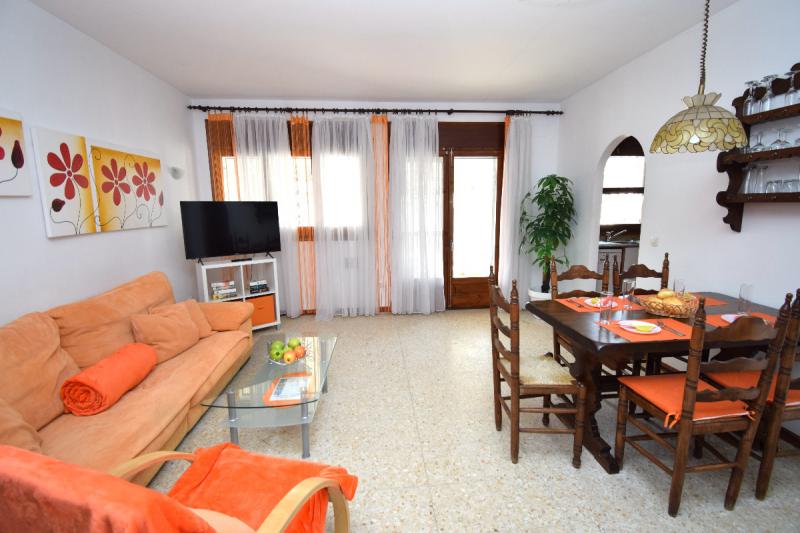 Photos for house 640872