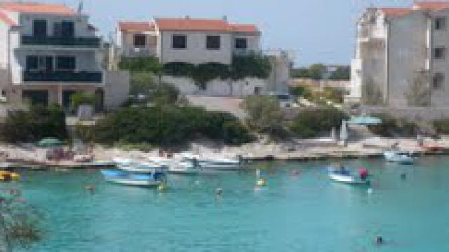 Photos for house 640879