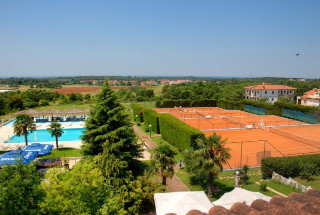 Photos for house 640911