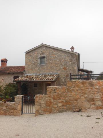 Photos for house 640976