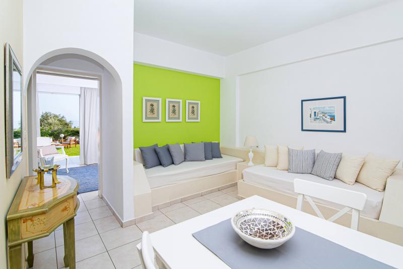 Photos for house 649848