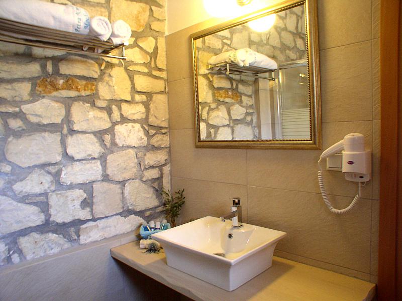 Photos for house 649859