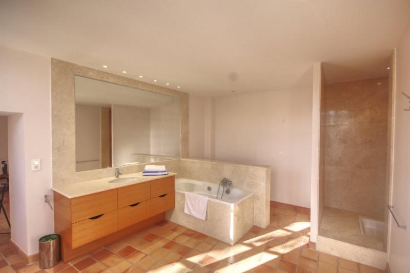 Photos for house 649865