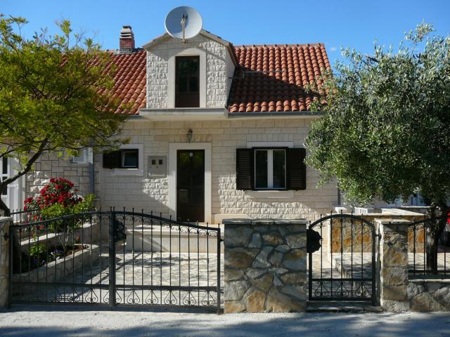 Photos for house 640992