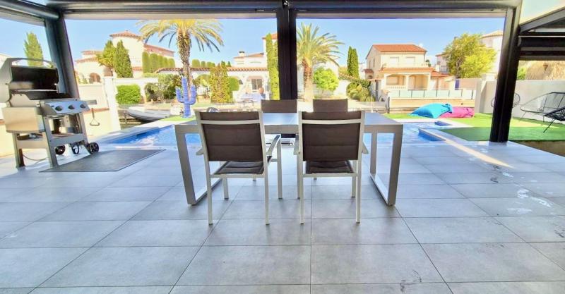 Photos for house 651764