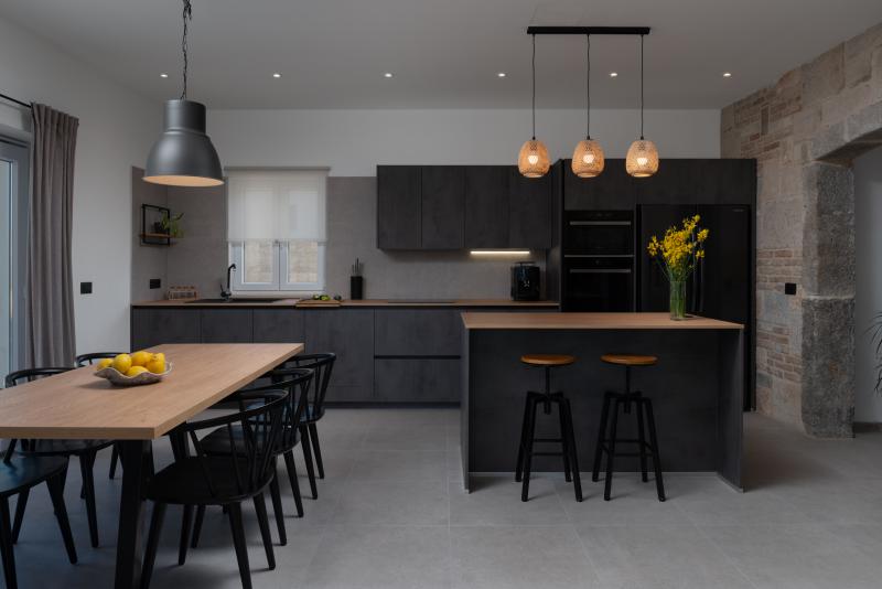 Photos for house 651769