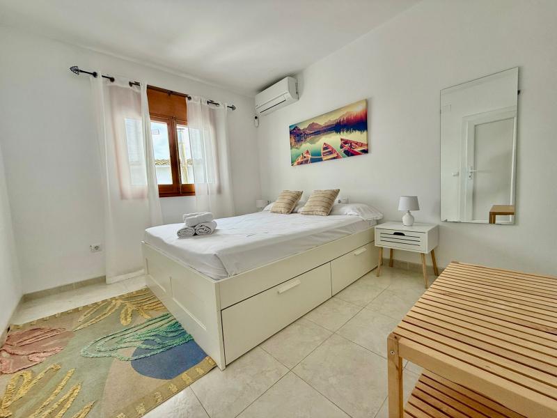 Photos for house 651775