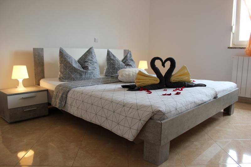 Photos for house 651778