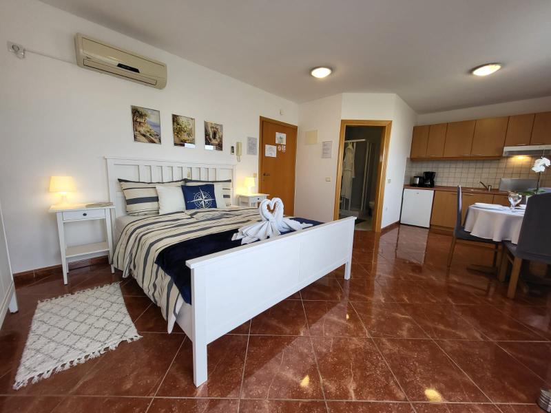 Photos for house 651779