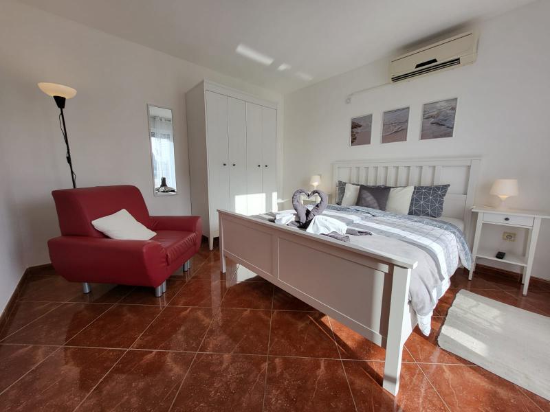 Photos for house 651780