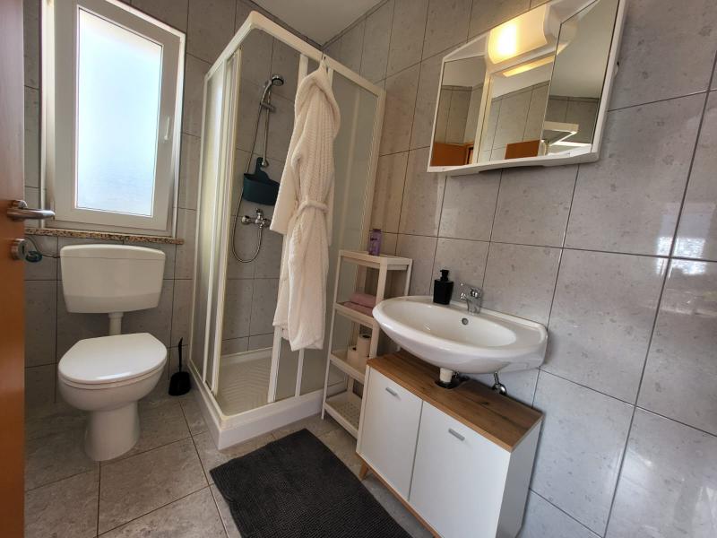 Photos for house 651780