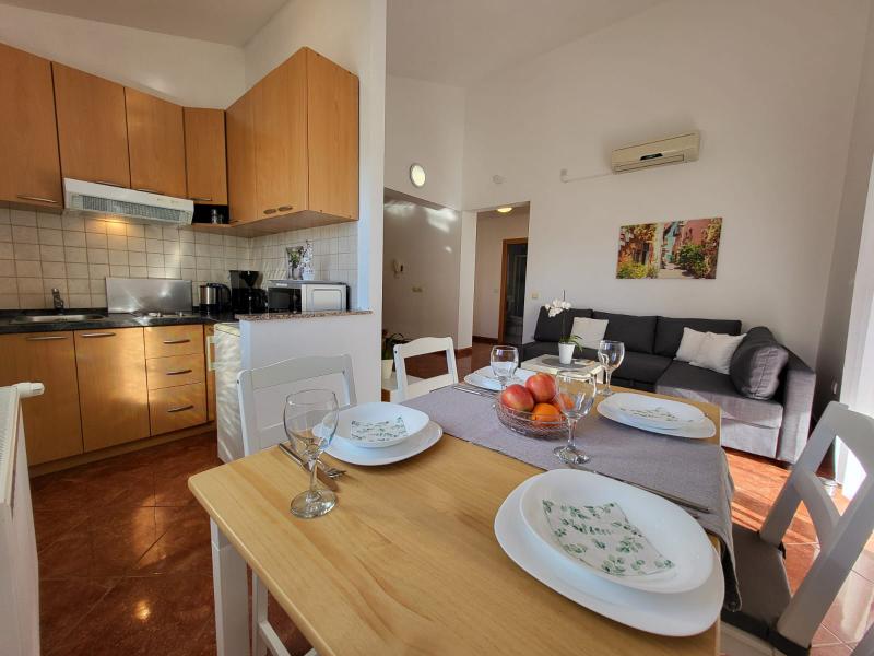 Photos for house 651781